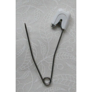 Hemline Nappy Pins, Safety Lock Pins 56mm, 6 pieces, Pins For Nappies