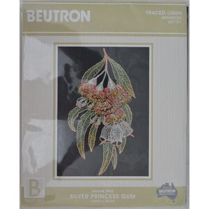 SILVER PRINCESS GUM Traced Linen Embroidery Kit 14 x 26cm, 587101
