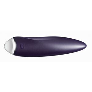 Ergonomic Design Chalk Wheel Stick With Toothed Wheel by Prym.Ergonomics