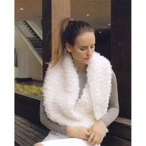 Frizzy Cowl Crucci Knitting Pattern 1761 for Frizzy Yarns
