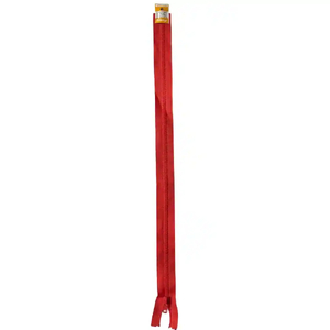 Vizzy Chunky Open End Zip 55cm, Colour 31 RED