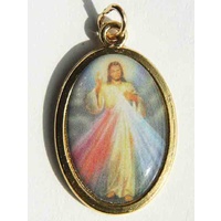 Divine Mercy Picture Medal Pendant, Oval 20mm x 15mm Gilt, Made In Italy Quality