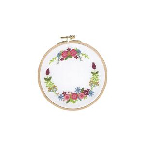 MAGICAL WREATH DMC Perle 5 Embroidery Kit TB154