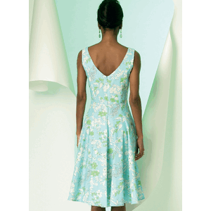 Vogue Sewing Pattern Misses' Dress 8997E5 (Sizes 14-22)