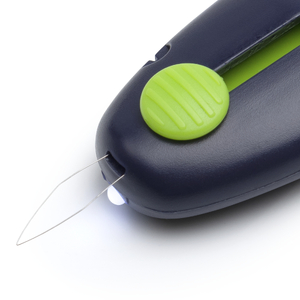 Prym Led Needle Threader #611125