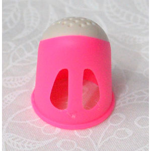 Soft Grip Thimble, Hard Dimpled Tip, Soft Rubber Body [Size: Large 17mm]
