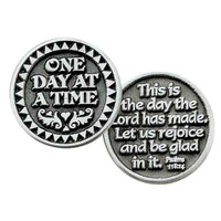 ONE DAY AT A TIME... Pocket Token With Message / Prayer 31mm Diameter Metal