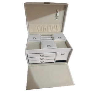 Travel Sewing Box by Klasse, 27 x 20 x 17cm