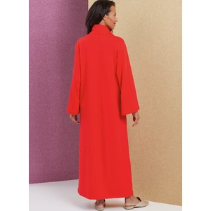 Misses' and Women's Robe, Butterick Sewing Pattern 6967BB