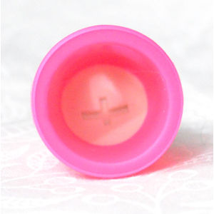 Soft Grip Thimble, Hard Dimpled Tip, Soft Rubber Body [Size: Large 17mm]