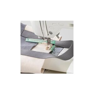 Clover Sliding Stitch Guide Foot 7709