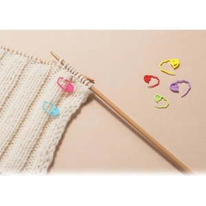Clover Quick Locking Stitch Markers (Medium), 20 Pcs per Pack