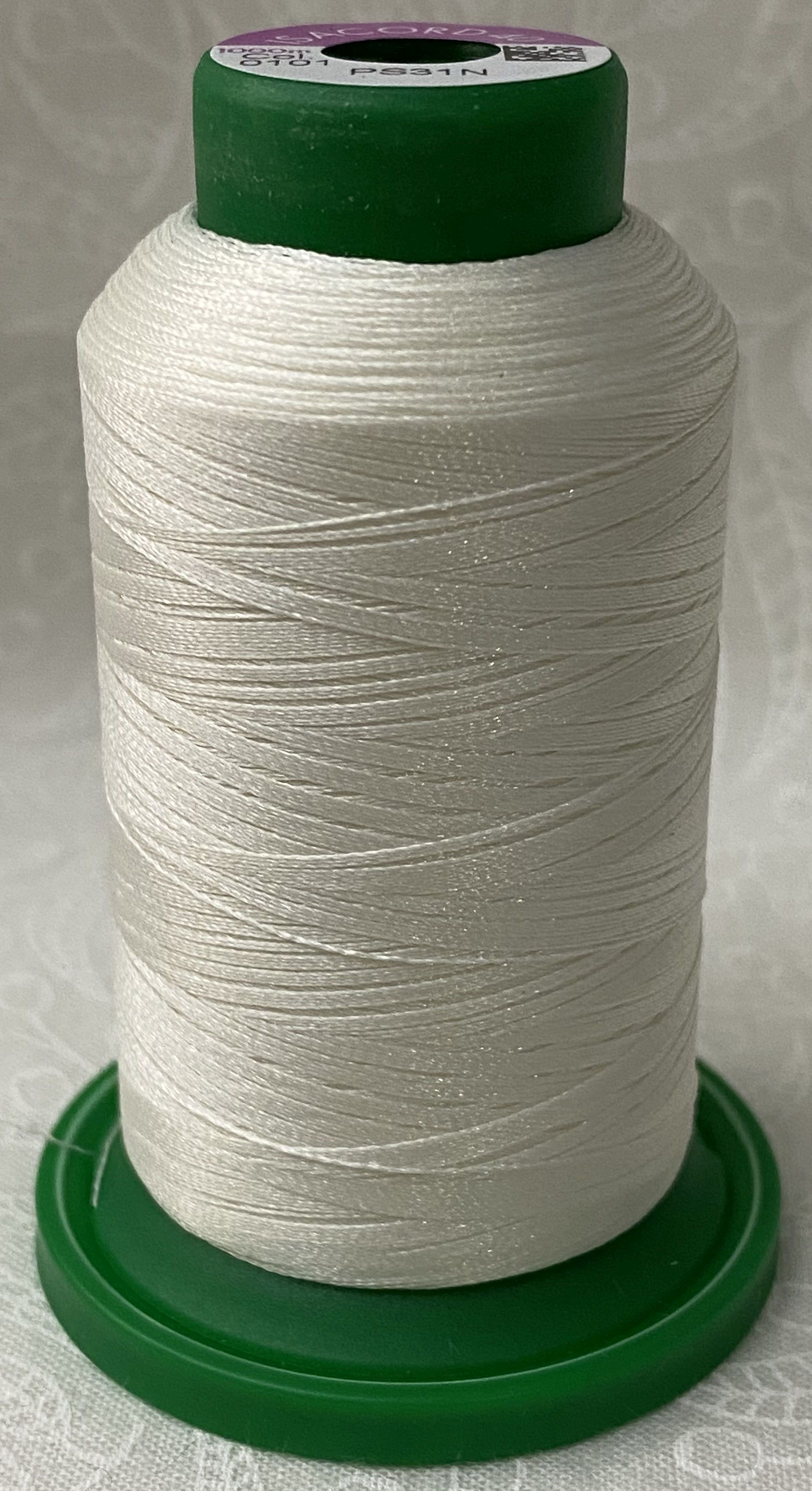 Isacord Embroidery Thread (0170 Sea Shell)