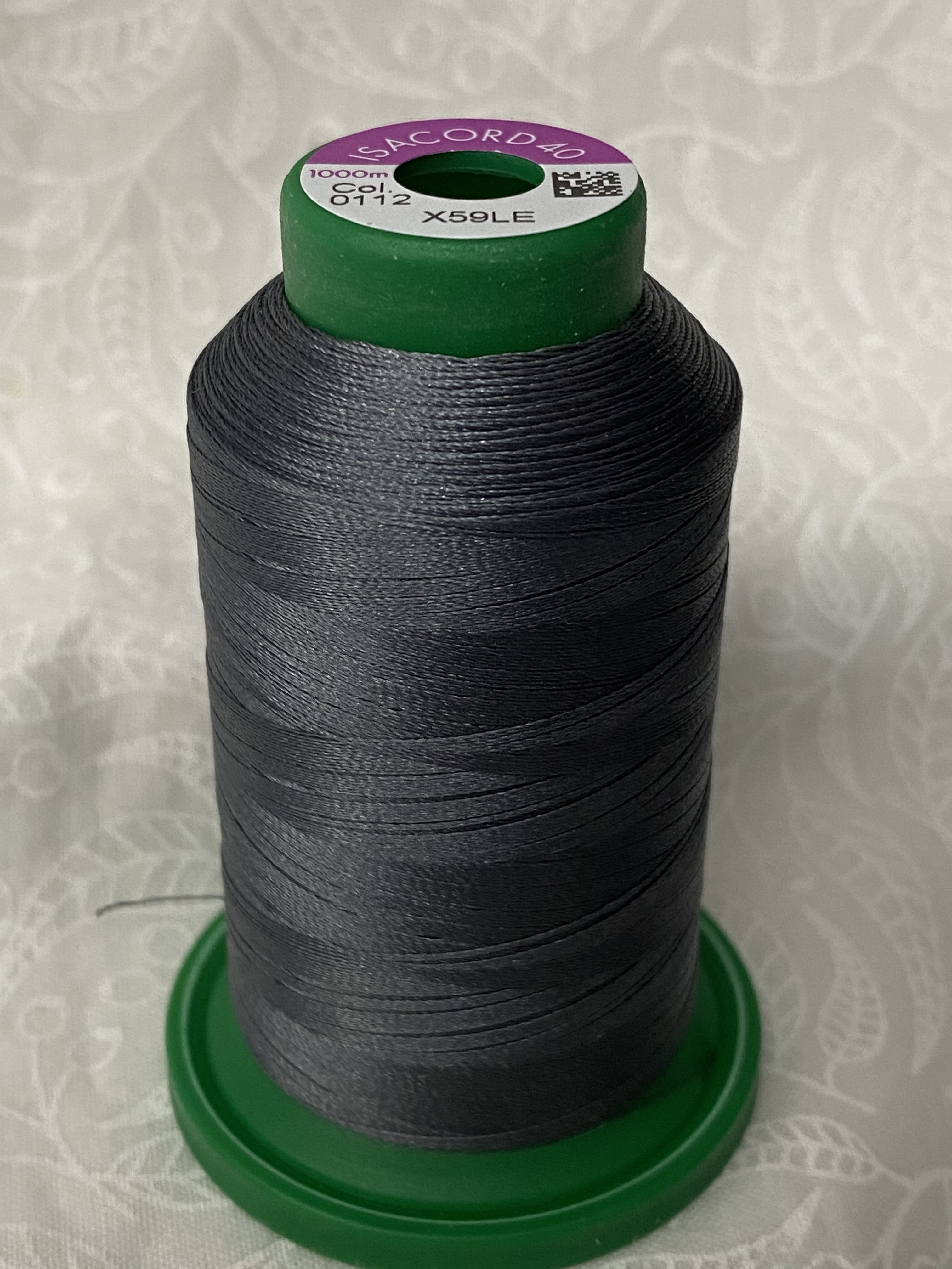 Isacord Embroidery Thread - Impatiens 2650 - 1000m