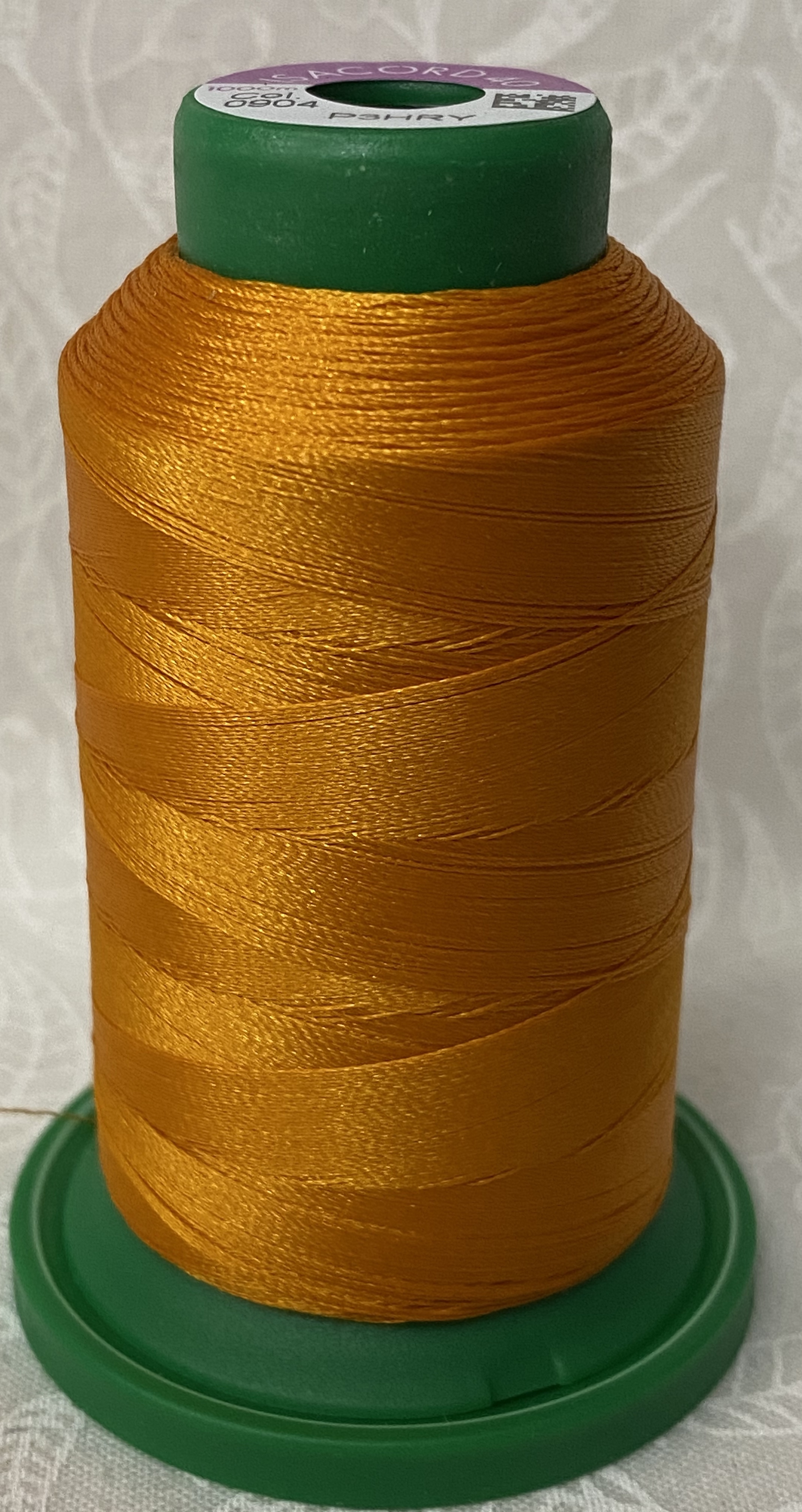 Isacord 40 Trilobal Polyester Embroidery Thread 40 wt 1000M Yellow Gold Colors 