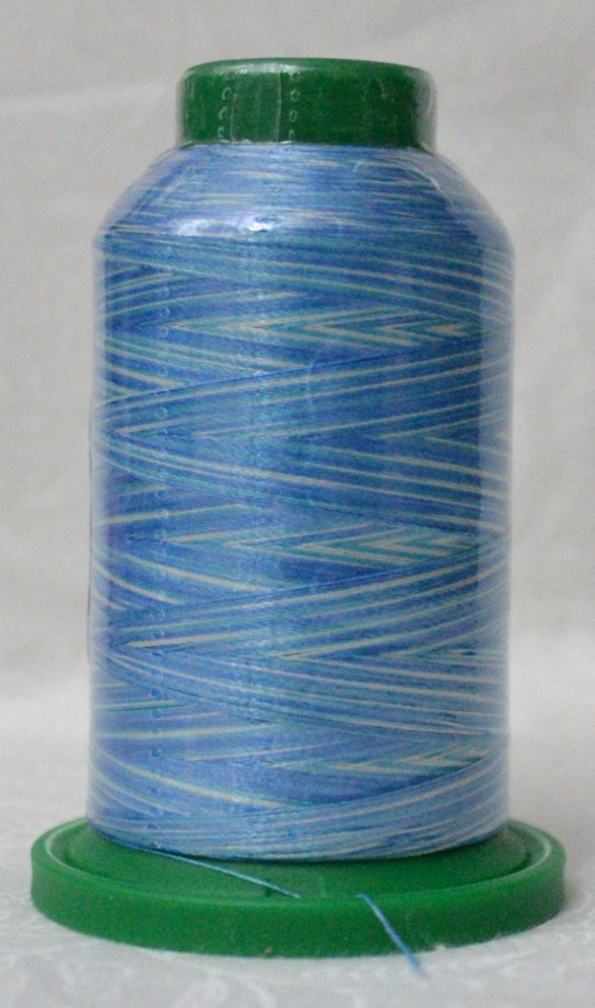 Isacord Embroidery Thread (0170 Sea Shell)