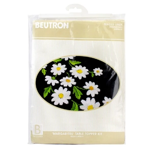 MARGUERITES Table Topper Traced Linen Cross Stitch Kit 80 x 80cm, 07036.01