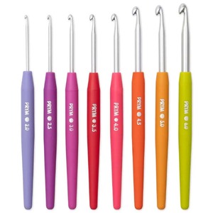 2.0mm to 6.0mm Crochet Hook Set of 8, Soft Handle by Prym