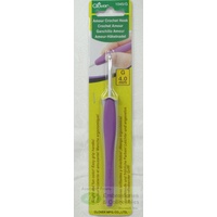Clover Amour Crochet Hook, Easy Grip Elastomer Handle, 4.0mm #1045/G