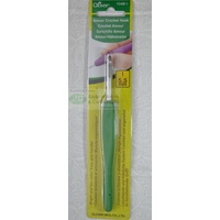  Clover Amour Crochet Hook: 5.5mm, 5.50mm, Multicolor