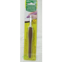 Clover Amour Crochet Hook, Easy Grip Elastomer Handle, 6.0mm #1049/J
