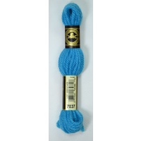 DMC Tapestry Wool #7037 MEDIUM BRIGHT TURQUOISE Laine Colbert wool 8m Skein