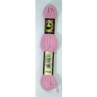 DMC Tapestry Wool #7133 VERY LIGHT DUSTY ROSE Laine Colbert wool 8m Skein