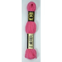DMC Tapestry Wool #7135 GERANIUM Laine Colbert wool 8m Skein