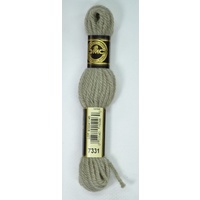 DMC Tapestry Wool #7331 VERY LIGHT BEAVER GREY Laine Colbert wool 8m Skein