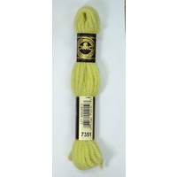 DMC Tapestry Wool #7351 VERY LIGHT GOLDEN YELLOW Laine Colbert wool 8m Skein