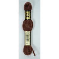 DMC Tapestry Wool #7432 ULTRA VERY DARK DESERT SAND Laine Colbert wool 8m Skein