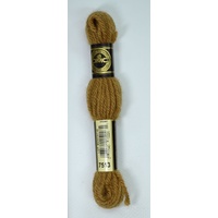 DMC Tapestry Wool #7513 HAZELNUT BROWN Laine Colbert wool 8m Skein