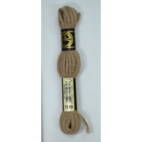 DMC Tapestry Wool #7519 MEDIUM BEIGE BROWN Laine Colbert wool 8m Skein