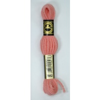 DMC Tapestry Wool #7852 MEDIUM MELON Laine Colbert wool 8m Skein