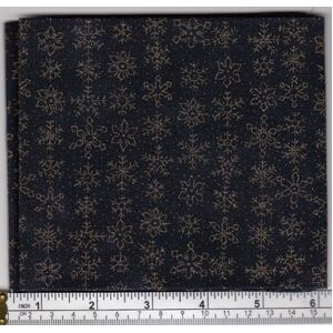 Christmas Fat Quarter 018, Approx 50cm x 52cm, Cotton Metallic Print Fabric
