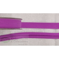 Cotton Bias Binding, 12mm Single Folded, Per Metre FUCHSIA