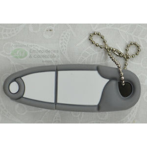 Novelty 2GB USB Flash Drive, Safety Pin Shape, For Sewing Machines, Computers etc.