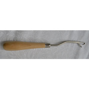 Addi Latch Rug Hook, Nickel Plated Hook, Wooden Handle, 165mm Long, Loose Pack