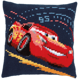 Vervaco Disney CARS LIGHTNING MCQUEEN Latch Hook Cushion Front Kit PN-0166441