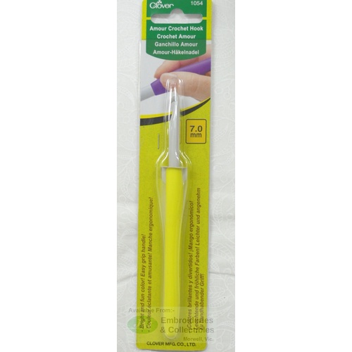Clover Amour Crochet Hook, Easy Grip Elastomer Handle, 7.0mm #1054