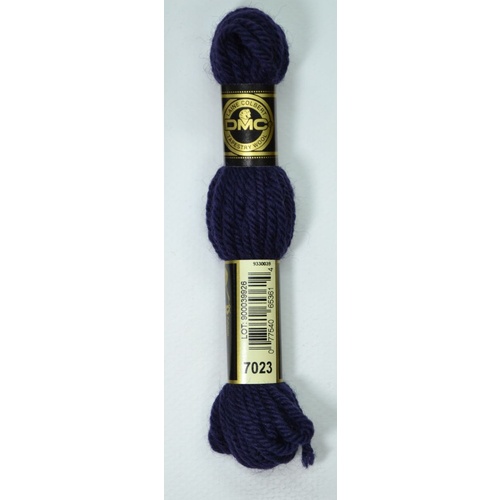 DMC Tapestry Wool #7023 DARK NAVY BLUE Laine Colbert wool 8m Skein