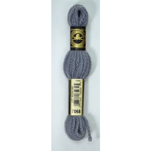 DMC Tapestry Wool #7068 LIGHT STEEL GREY Laine Colbert wool 8m Skein