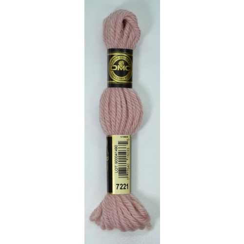 DMC Tapestry Wool #7221 VERY LIGHT SHELL PINK Laine Colbert wool 8m Skein