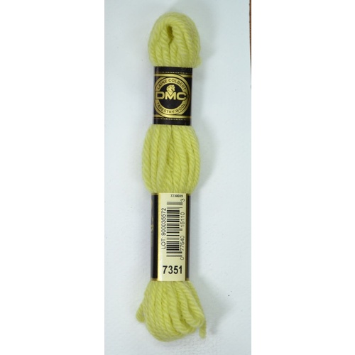 DMC Tapestry Wool #7351 VERY LIGHT GOLDEN YELLOW Laine Colbert wool 8m Skein