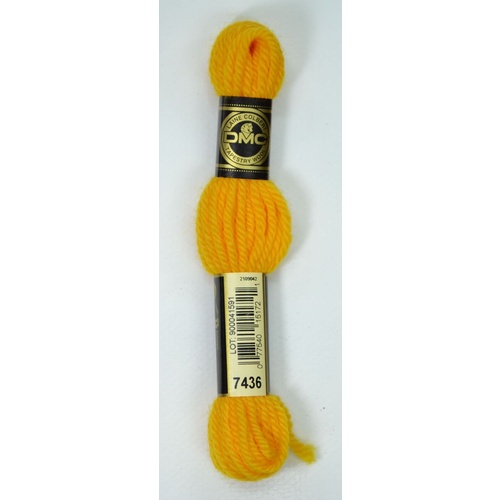 DMC Tapestry Wool #7436 LIGHT TANGERINE Laine Colbert wool 8m Skein