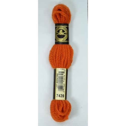 DMC Tapestry Wool #7439 LIGHT ORANGE SPICE Laine Colbert wool 8m Skein