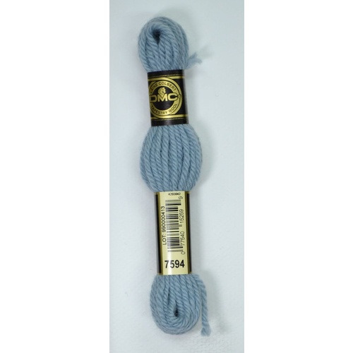 DMC Tapestry Wool #7594 VERY LIGHT BABY BLUE Laine Colbert wool 8m Skein