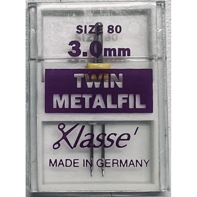Klasse Sewing Machine Needles, TWIN METALFIL 3.0mm 80/12, 1 Needle (Twin Metallic)