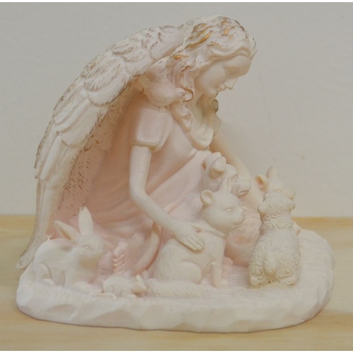 New Boxed, Guardian Angel of all Animals in Ivory Coloured Resin, 90mm Statue