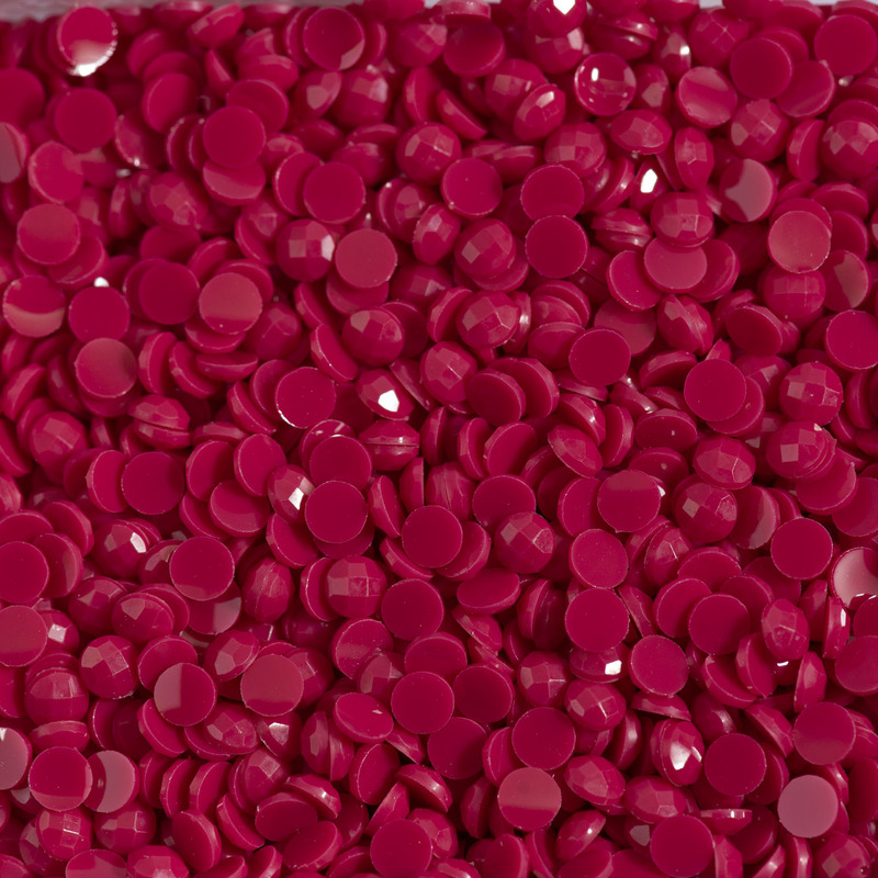 Diamond Dotz Freestyle Dots 12G #8053 Ruby